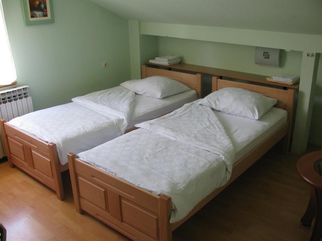 Apartments & Rooms Korzo Bród Szoba fotó