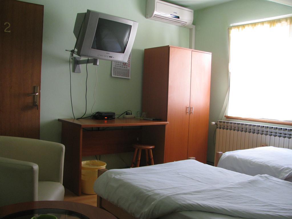 Apartments & Rooms Korzo Bród Kültér fotó