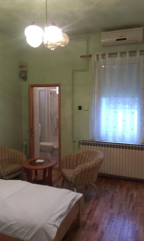 Apartments & Rooms Korzo Bród Szoba fotó